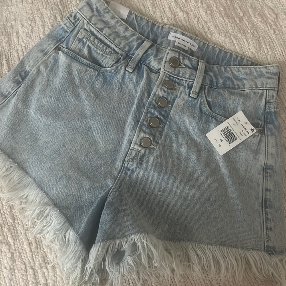 GOOD American Short Bombshell Short Exposed Size 00